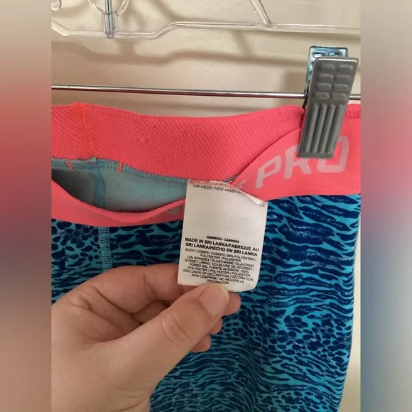 ✨Nike Pro Cheetah Print Leggings Size M - Picture 6 of 9